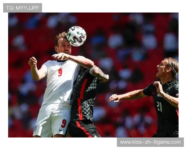 英格兰3-1大胜，加冕小组第一，英格兰队2021